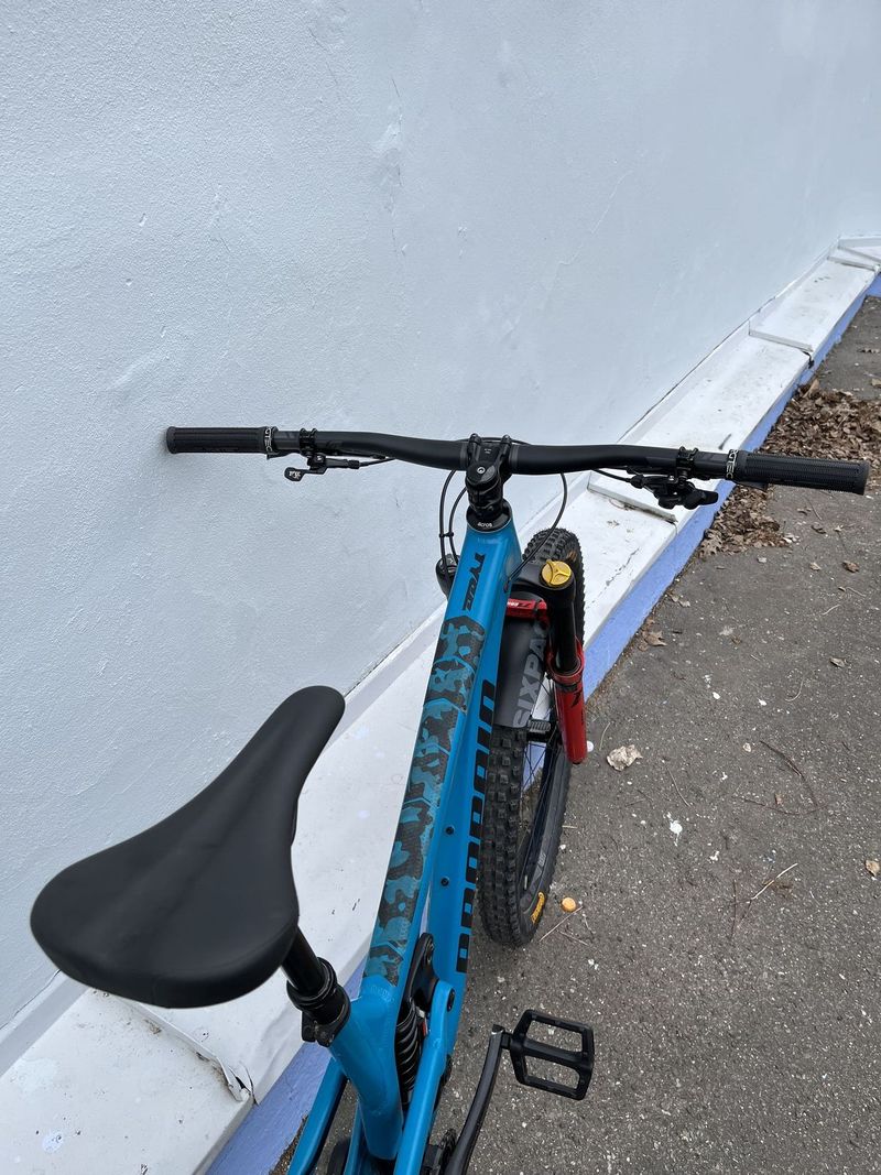 Prodám Propain Tyee AL 29" vel. M zdvih 170/160mm