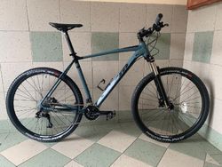 Prodám CTM 29" Rambler 22"rám, 2x10 SRAM úplně nové osazení i vidlice SunTour AIR , sloupek tapered