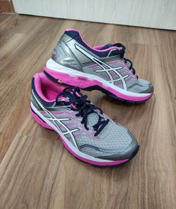 Nové dámské tenisky Asics GT 2000/ US 12 / EUR 44.5 / 28.5cm