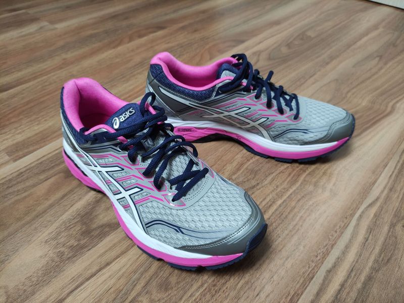 Nové dámské tenisky Asics GT 2000/ US 12 / EUR 44.5 / 28.5cm
