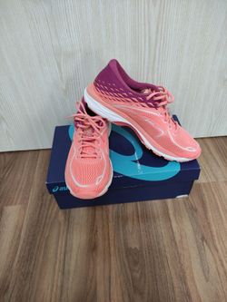 Dámské běžecké boty Asics Gel-Cumulus, v. 46/ 29cm
