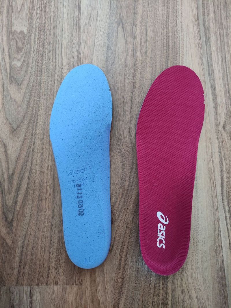 Dámské běžecké boty Asics Gel-Cumulus, v. 46/ 29cm