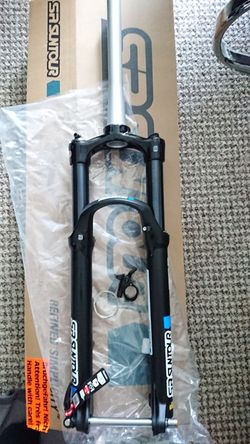 SR Suntour XCR 34 lock/boost
