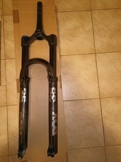 1 sezónu jetá 36ka Elite 29" GRIP2 po servisu