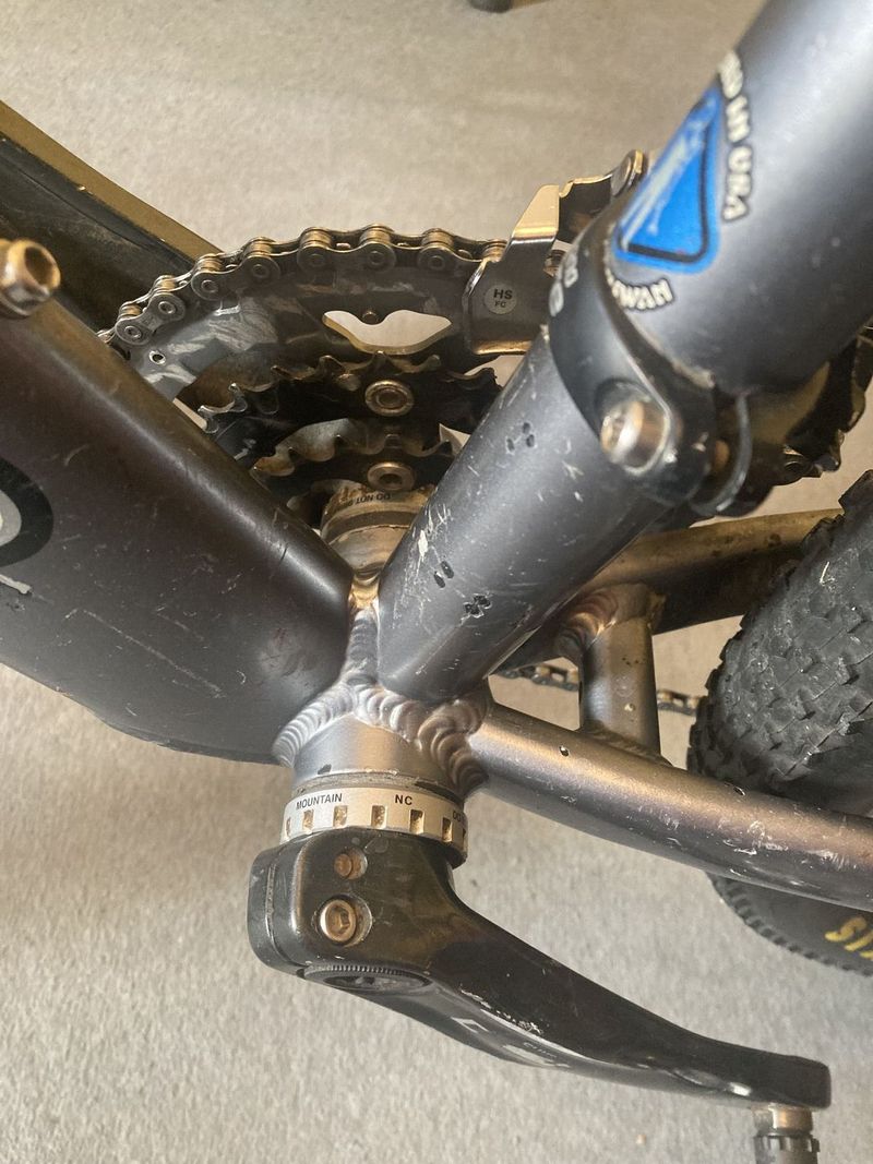 Horské kolo MONGOOSE PRO Newman 7.3 (USA)