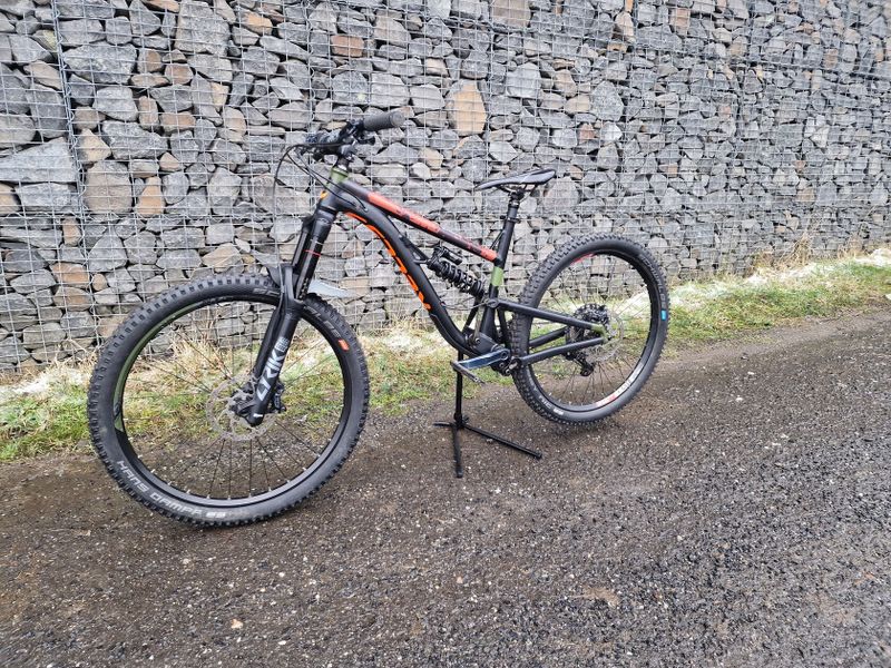 Kellys Swag 50 (27,5") 2020, velikost M.