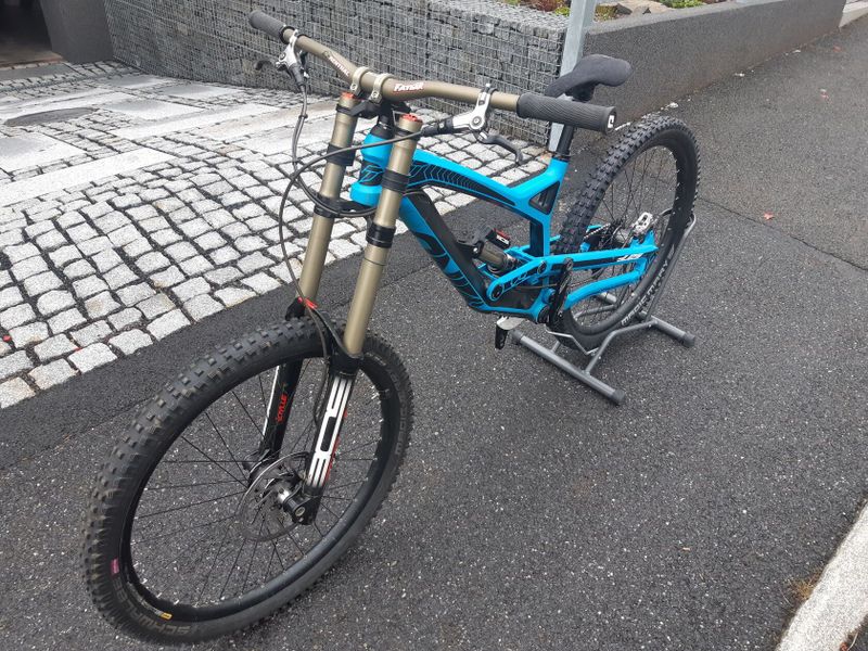 YT Tues CF Pro 2015, vel. M