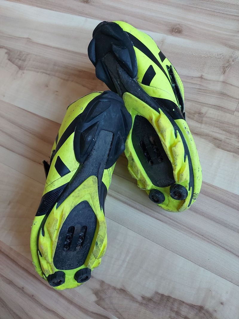 Dětské cyklo tretry vel. 35