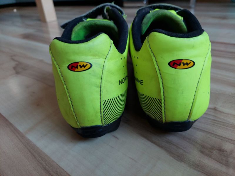 Dětské cyklo tretry vel. 35