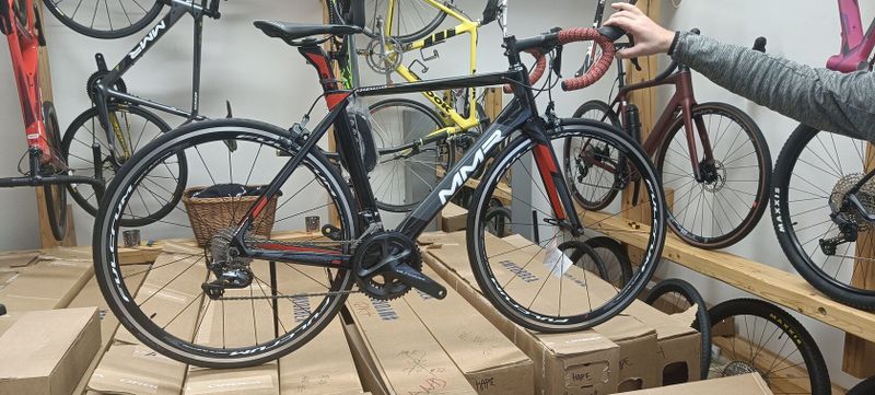 Silniční karbonové jízdní kolo MMR Adrenaline Aero Ultegra s měřičem výkonu "L" (174 - 183cm)