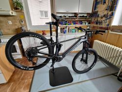 MONDRAKER CHASER, GRAPHITE/BLACK, 2023