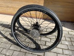 Gravel /silnice - Industry Nine - GRCX TRA. Ořech SRAM XD-R.