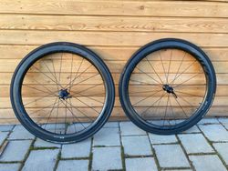 Prodám ZIPP 303 Firecrest galuskové - váha 1330 gramů