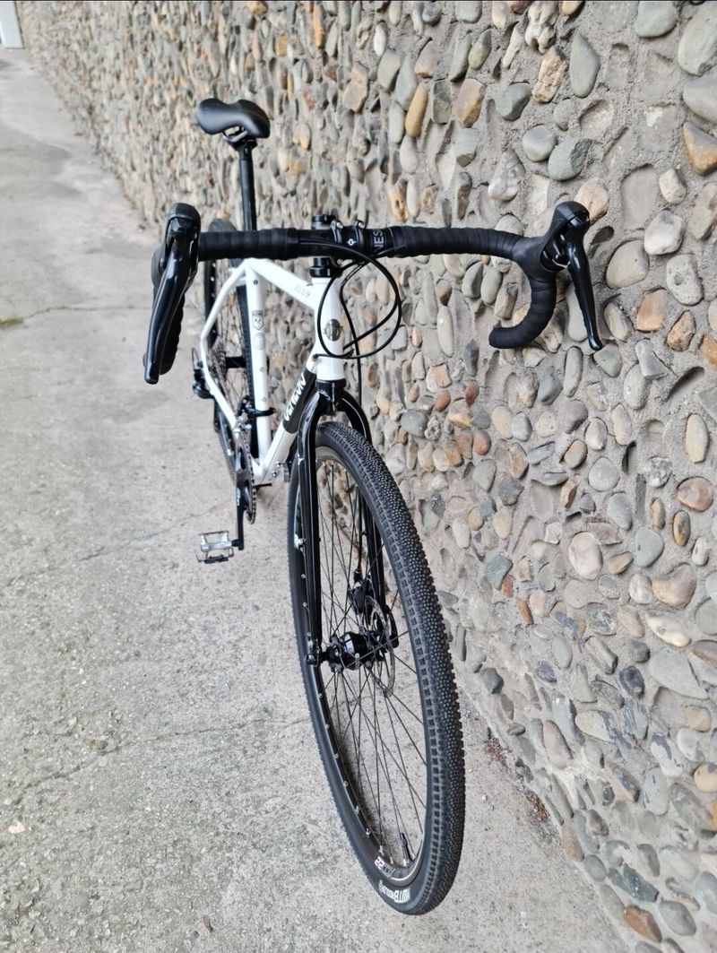 Gravel GENESIS CROIX DE FER 10 vel.S