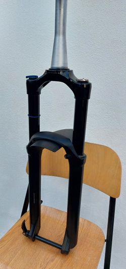 Vidlice SR Suntour Zeron35 150mm 29”