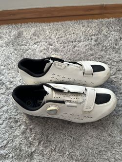 Prodej Shimano obuvi a pedálů na silniční kolo
