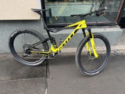 Prodám použité horské kolo Scott Spark RC 900 World Cup, velikost L