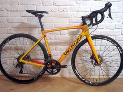 SPECIALIZED ROUBAIX COMP na Shimano ULTEGRA, 56 cm. PC 90.000 Kč