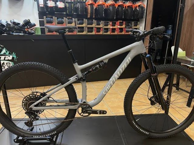 VYPRODEJ NOVY kol SPECIALIZED Epic EVO Karbon 2022- DPH - ZARUKA