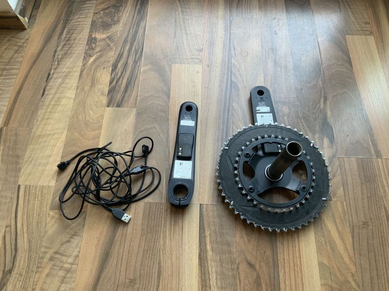 Oboustranny wattmeter Ultegra R8000; 172,5mm; prevodniky 34-50, nabijecka