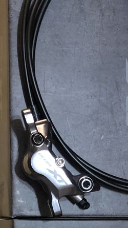 Brzdový třmen Shimano XT BR-M8120 - 4 pístkové + hadice, varianty