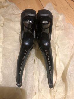 Řadicí a brzdové páky Shimano Dura-Ace, ST-R9100, 2x11s, pár, oděrky