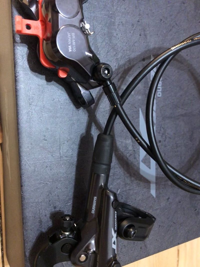 nové brzdy Shimano Deore XT typ M8120, čtyřpísty