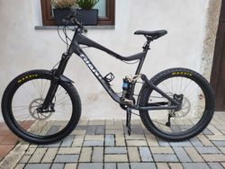 Celoodpružené kolo Giant Reign 1