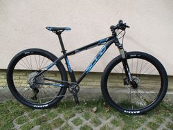 Nové 29" kolo na rámu Scud 2SC camou 17", Deore 1x11, vzduch. vidlice Suntour Raidon LO-R