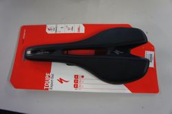 Specialized Toupe Expert gel.