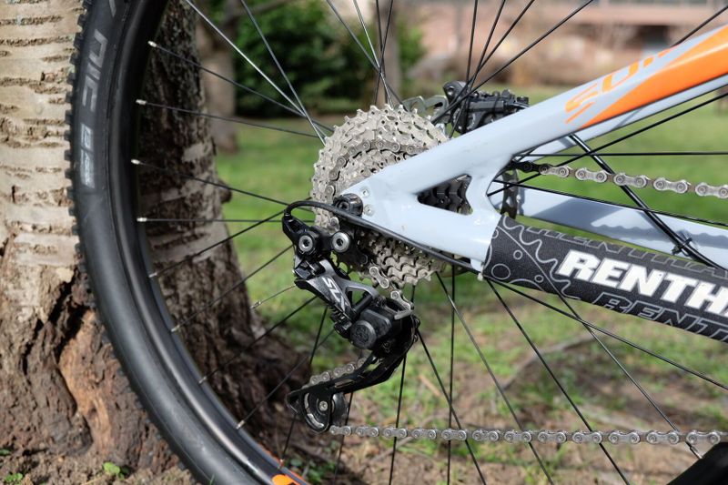 KROSS SOIL 1.0, 29“, BOOST, 130/130mm, vel.S-M, DEORE/SLX, TELESKOPKA.