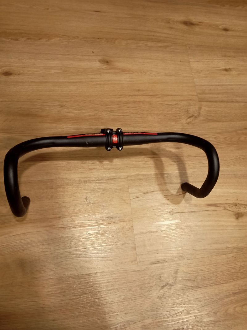 Řidítka Pells RX 57 s představcem