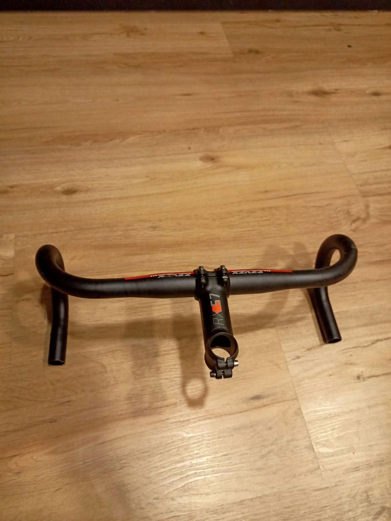 Řidítka Pells RX 57 s představcem