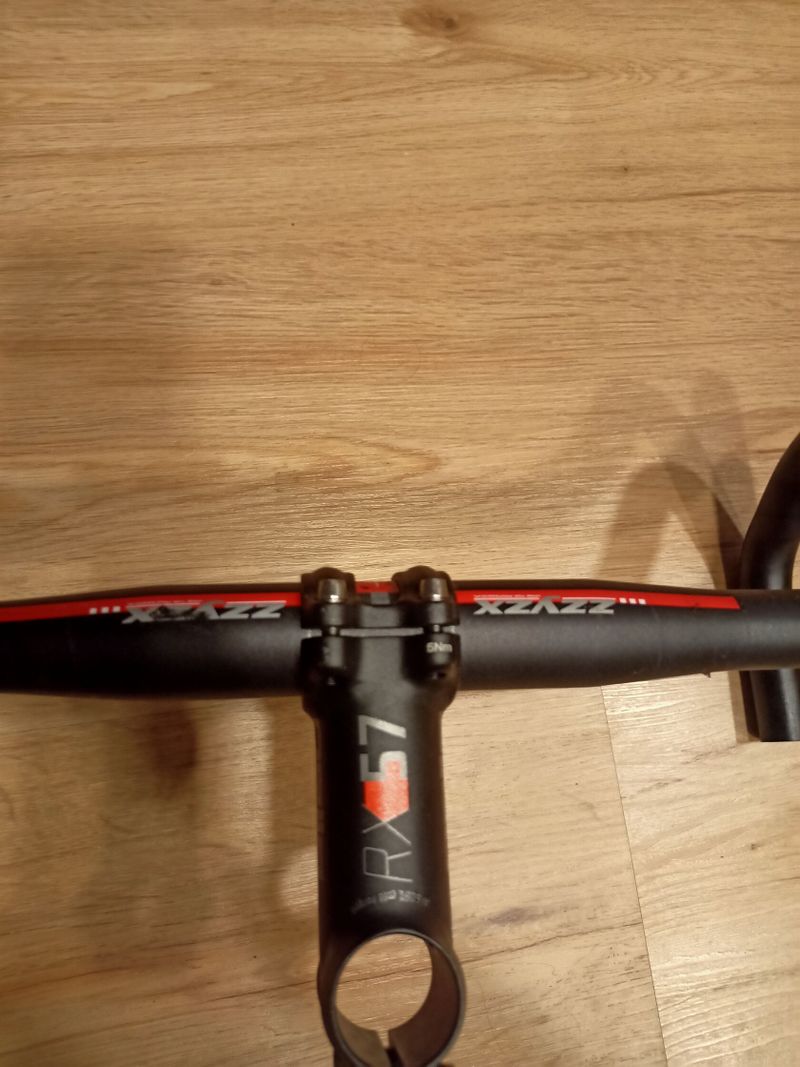 Řidítka Pells RX 57 s představcem
