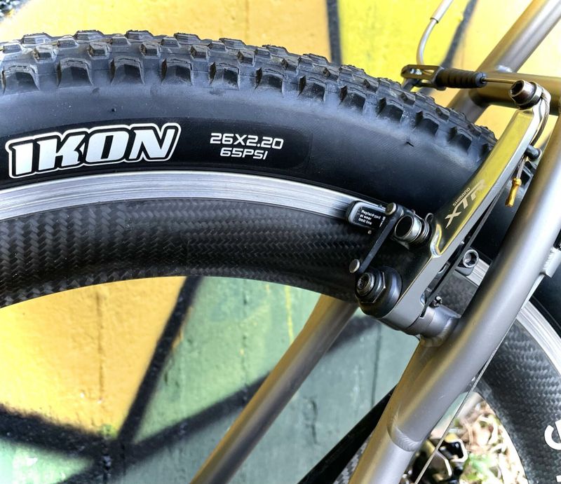 Morati HC 1.1 | Spinergy Rev-X | Shimano XTR | Tune | Chris King