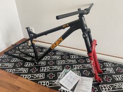 Vidlice Marzochhi Bomber Z2 140 mm 