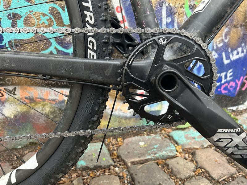 FESTKA + Lefty Ocho Carbon