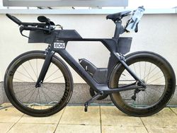 Karbonové silniční triatlonové/TT kolo Canyon Speedmax CF 8 s Shimano Ultegra Di2, wattmetrem...