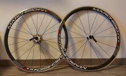 Zapletená kola Marchisio T700 (35 mm, Al/carbon