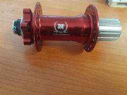 Náboje 12x150 Novatec, Syncross