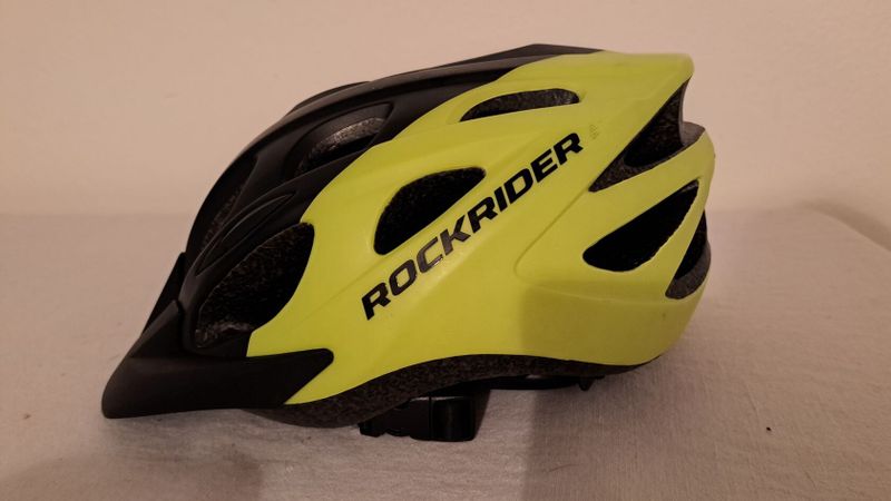Dětská cyklistická helma Rockrider vel. S 51-56cm