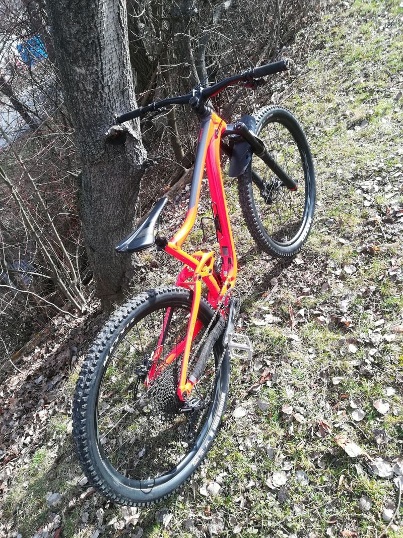 Giant Trance 3 29" velikost M