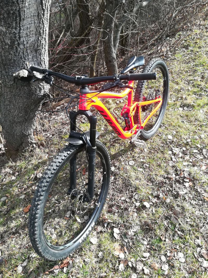 Giant Trance 3 29" velikost M
