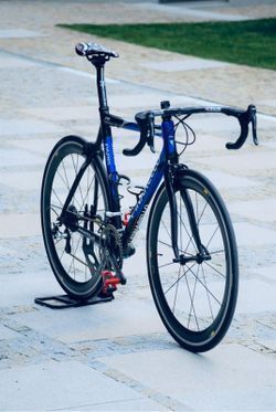 Pinarello Paris Carbon 46HM3K, Record Titan Carbon, 6,45 Kg