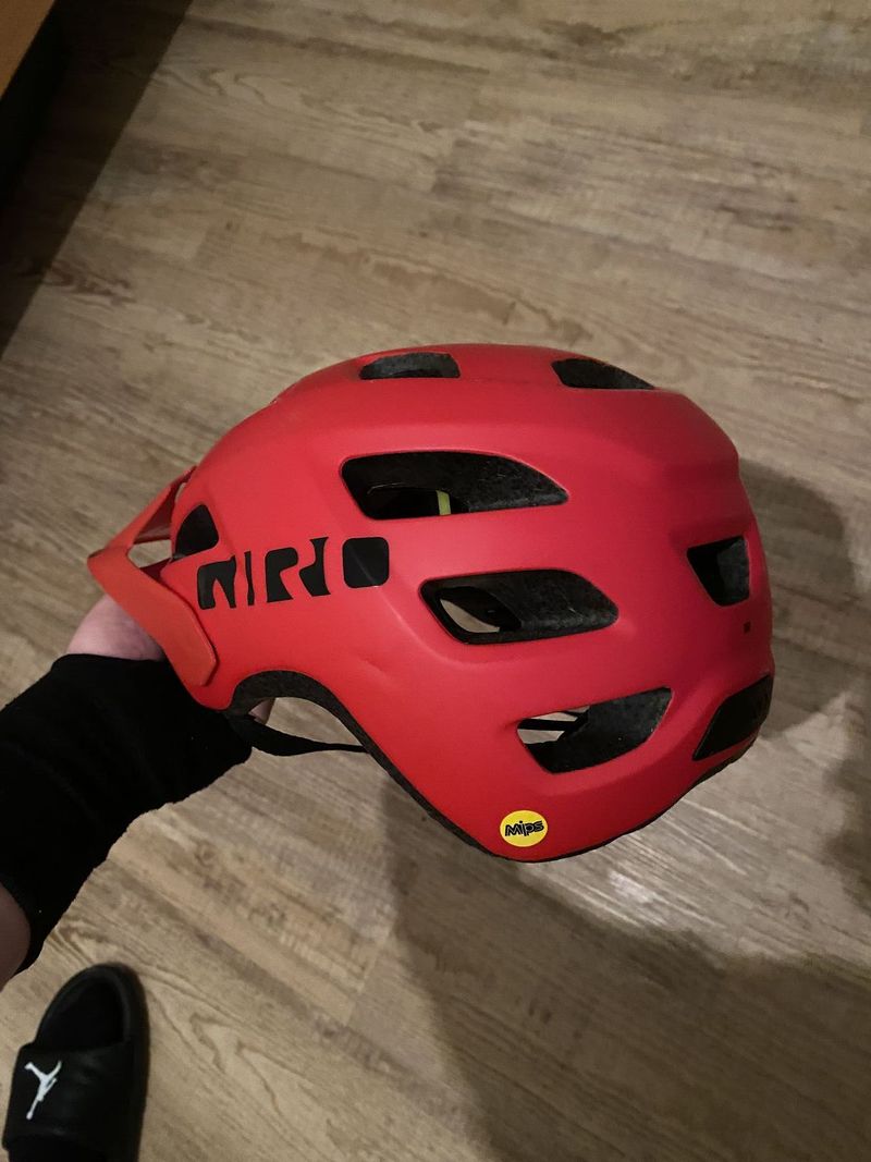 Giro Mips prilba veľkosť L