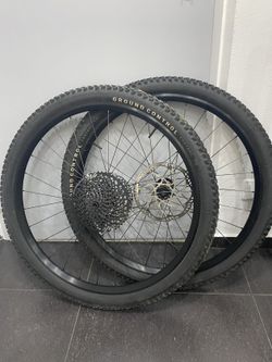 Kvalitné rezervné Specialized kolesá + GX kazeta + magura kotúče