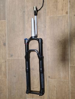 Nová 29" vidlice RockShox Reba, 120mm, boost