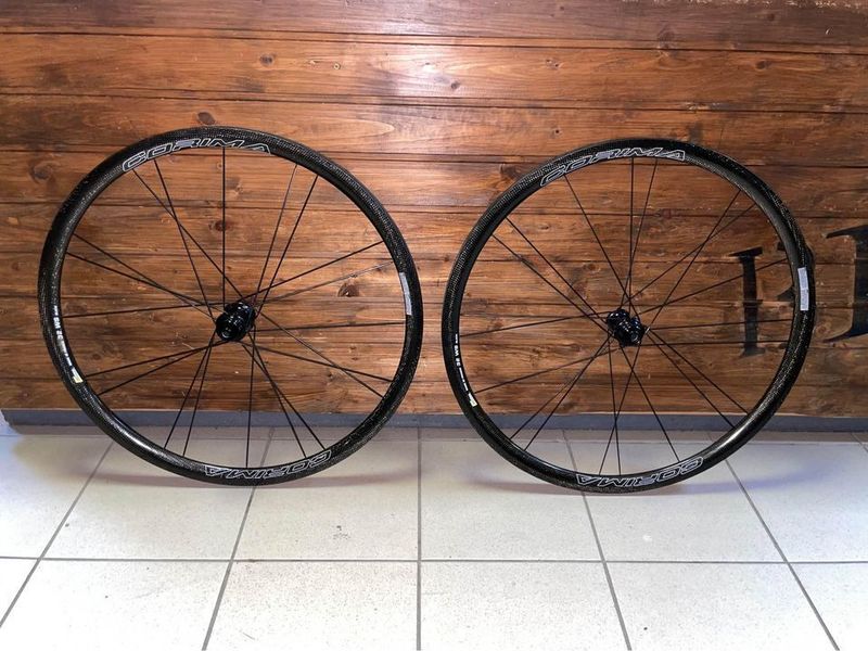 Silniční kola Corima 32 WS disc