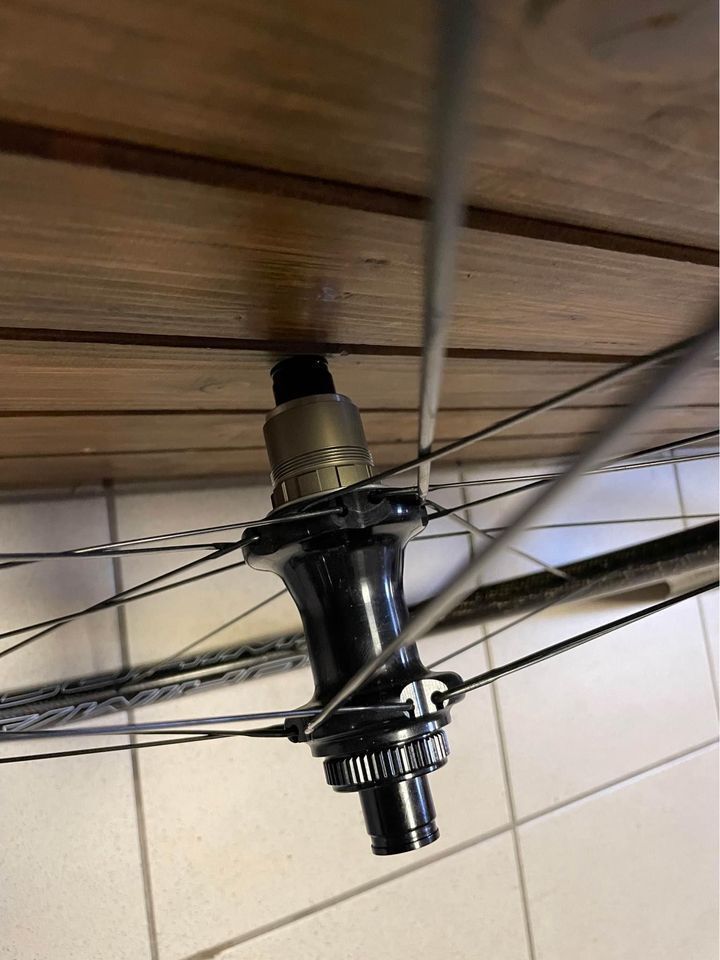 Silniční kola Corima 32 WS disc