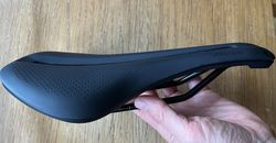 sedlo Bontrager P3 Verse Elite, 145 mm, ližiny z nerezové oceli